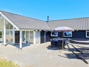 10 person holiday home in L kken